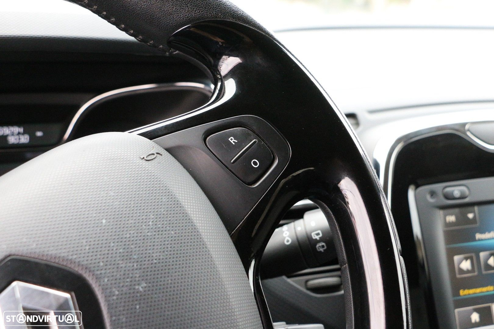 Renault Captur 1.5 dCi Exclusive - 24