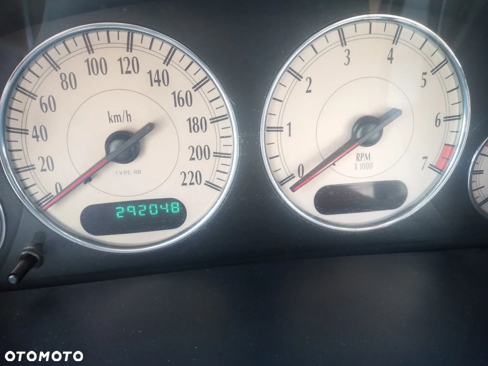 Chrysler Grand Voyager 3.3 Limited AWD - 28