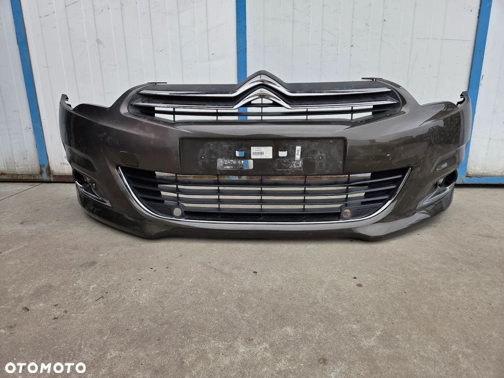 Zderzak przedni Citroen C4 B7 II 6PDC - 1