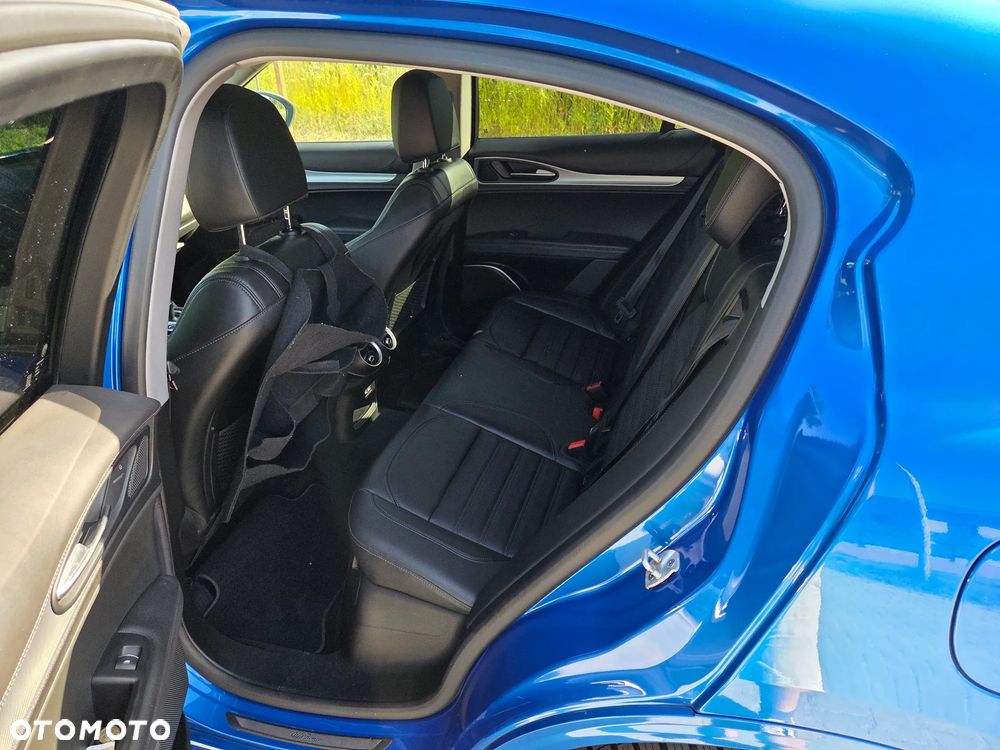 Alfa Romeo Stelvio 2.0 Turbo Veloce Q4 - 14