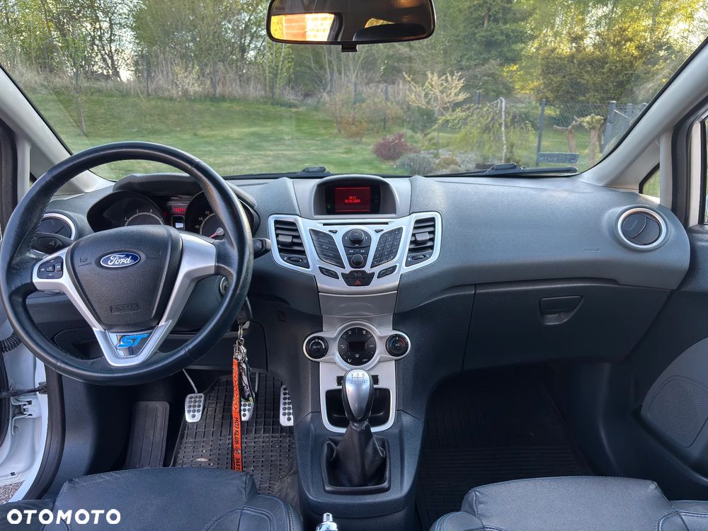 Ford Fiesta 1.6 Sport - 15