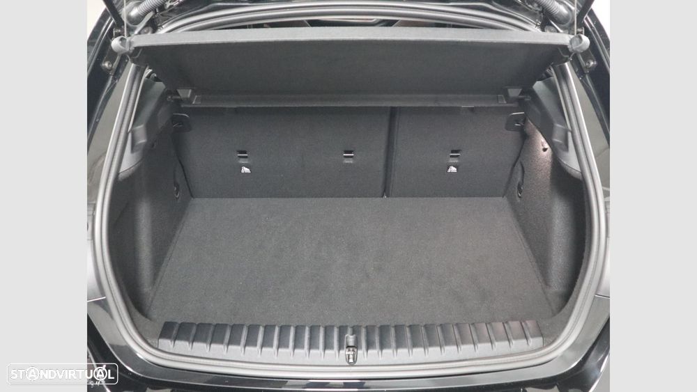 BMW 116 d Advantage — fotografia 15
