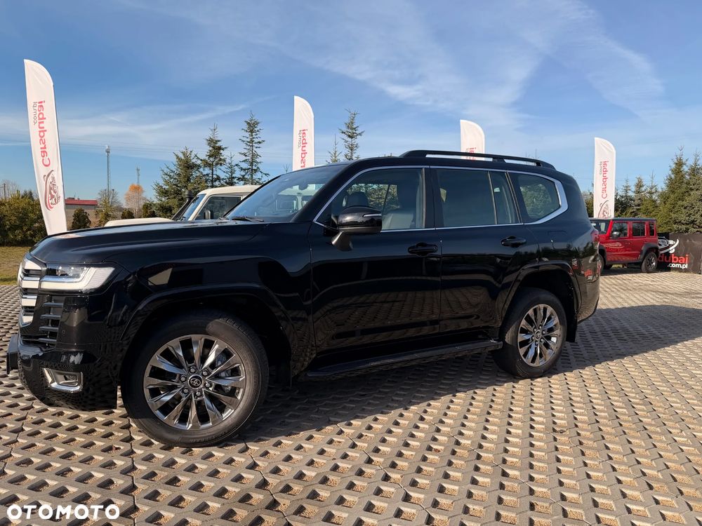 Toyota Land Cruiser - 4