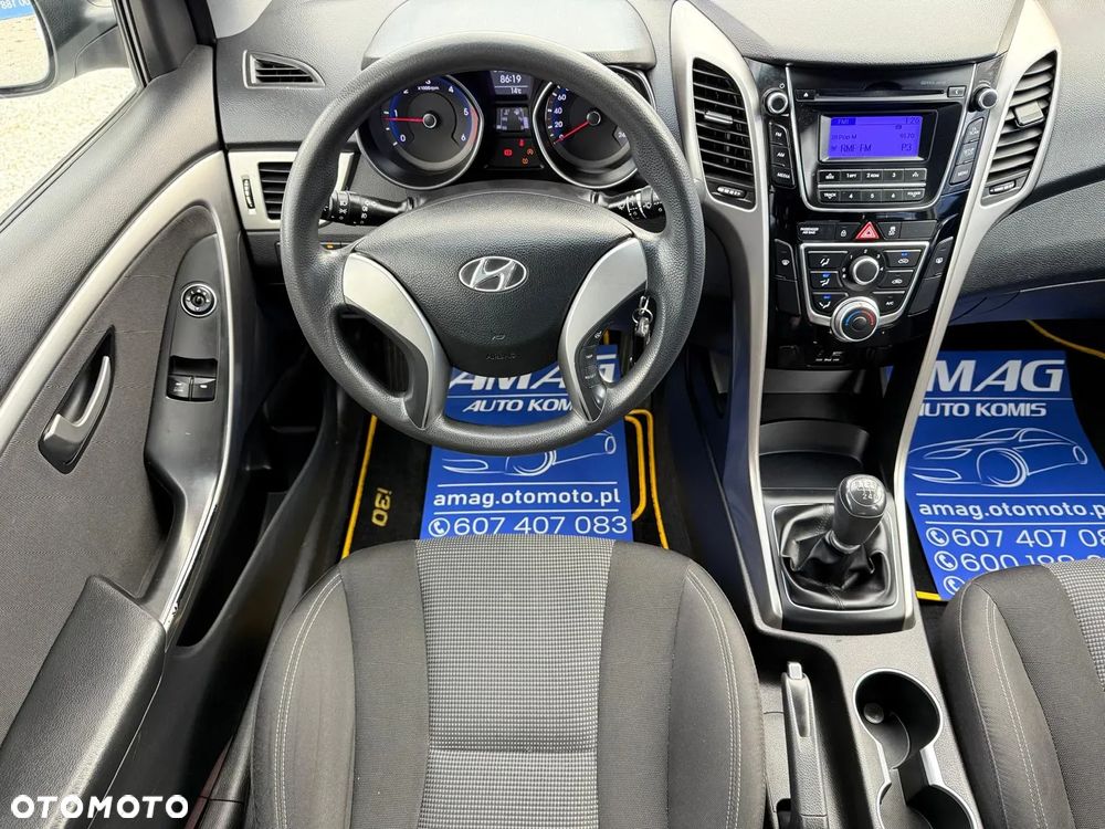 Hyundai i30 1.6 D Classic + - 19