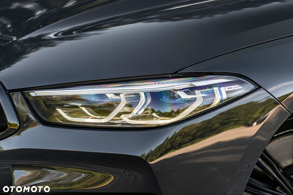 BMW Seria 8 - 13