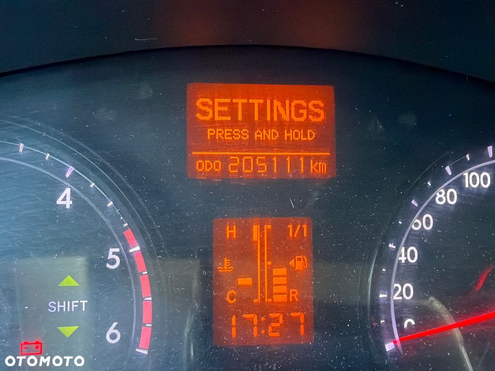 Toyota Avensis 2.0 D-4D Active - 5