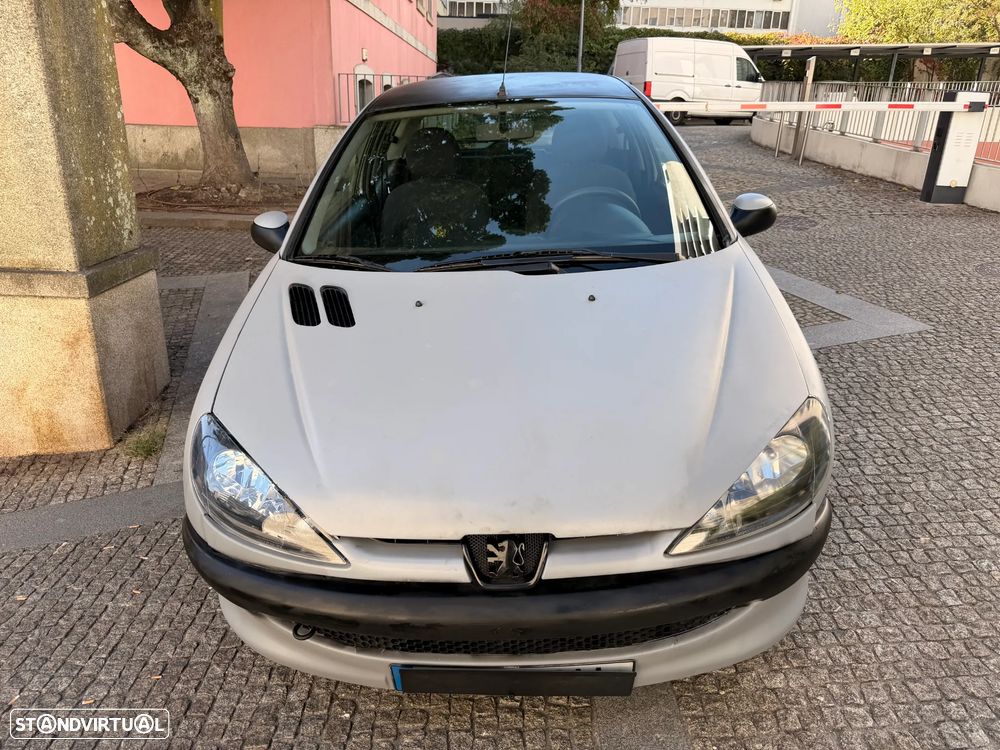 Peugeot 206 1.1 XR - 6