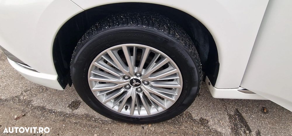 Mitsubishi Outlander 2.4 4WD Plug-In Hybrid Diamant+ - 27