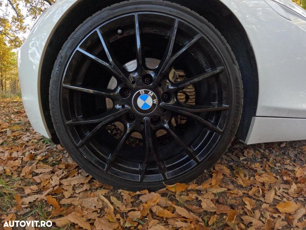 BMW Z4 sDrive20i - 10