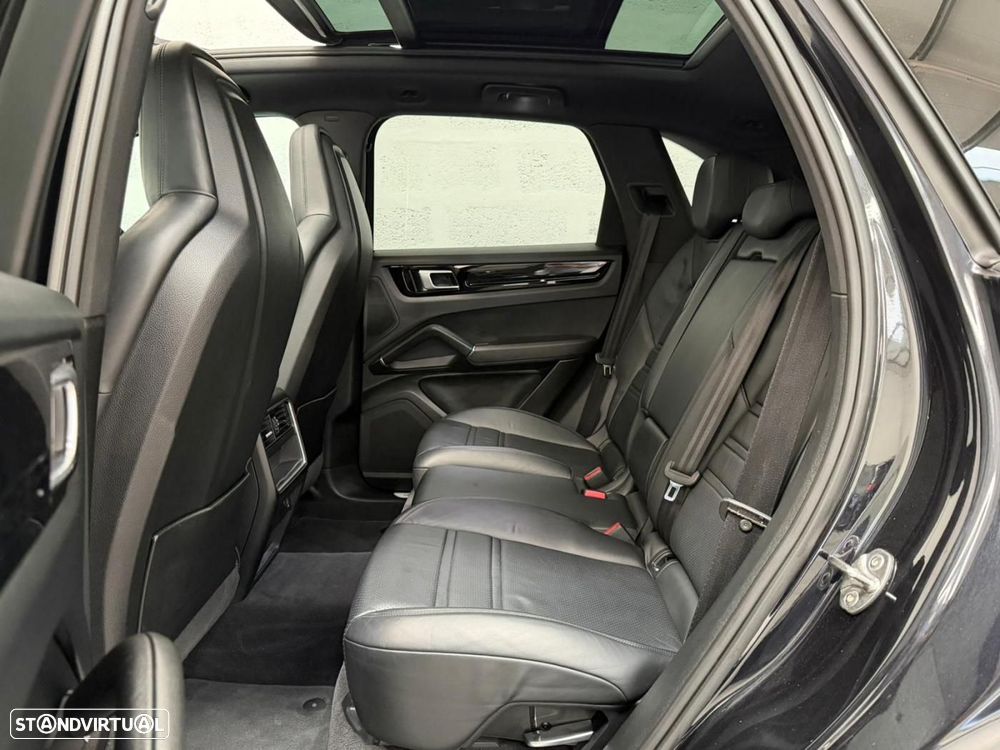 Porsche Cayenne 3.0 V6 - 40