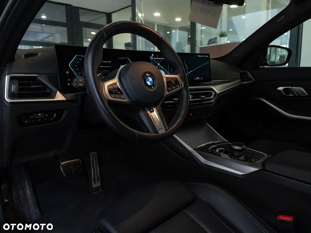 BMW Seria 3 318i - 8