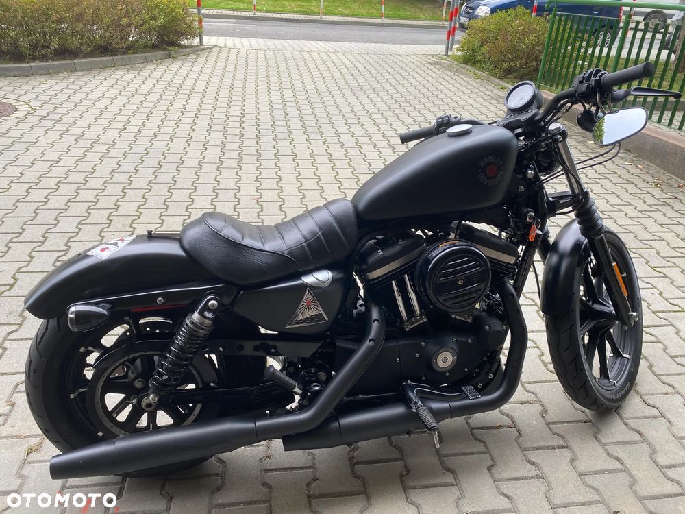 Harley-Davidson Sportster Iron 883 - 1
