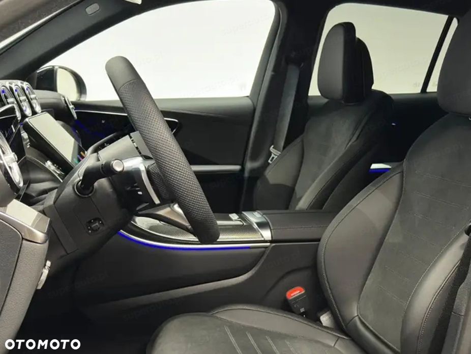 Mercedes-Benz GLC 220 d mHEV 4-Matic AMG Line - 11