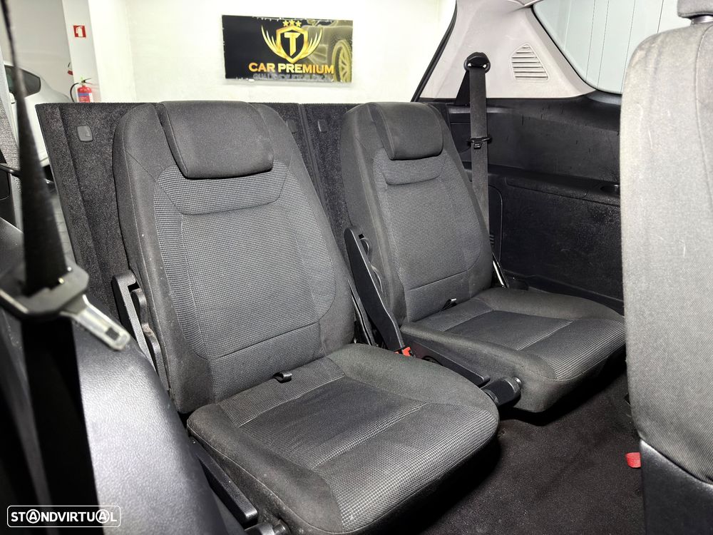 Ford S-Max 2.0 TDCi Titanium 7L - 11