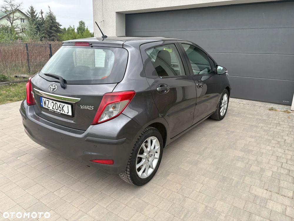 Toyota Yaris - 6