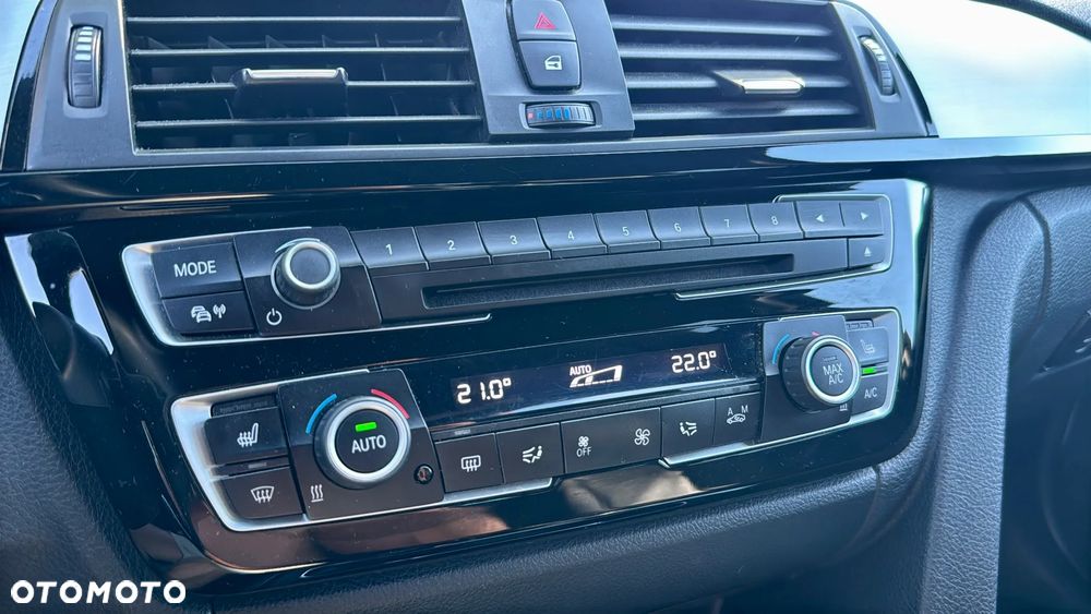 BMW Seria 3 318d Edition M Sport Shadow - 25
