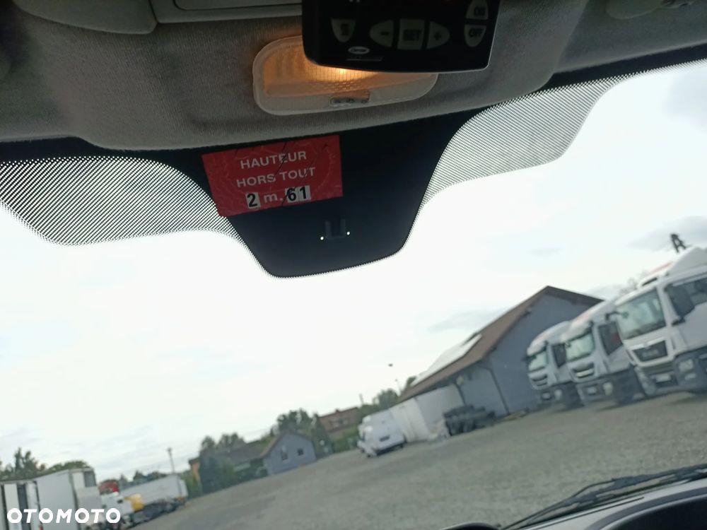 Fiat Scudo Chłodnia 130KM 2 zasilania chłodni - 21