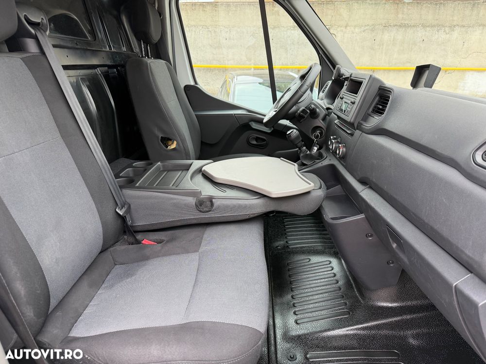 Renault Master - 11