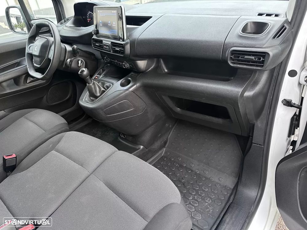 Peugeot partner 1.5 hdi 3 lugares - 43