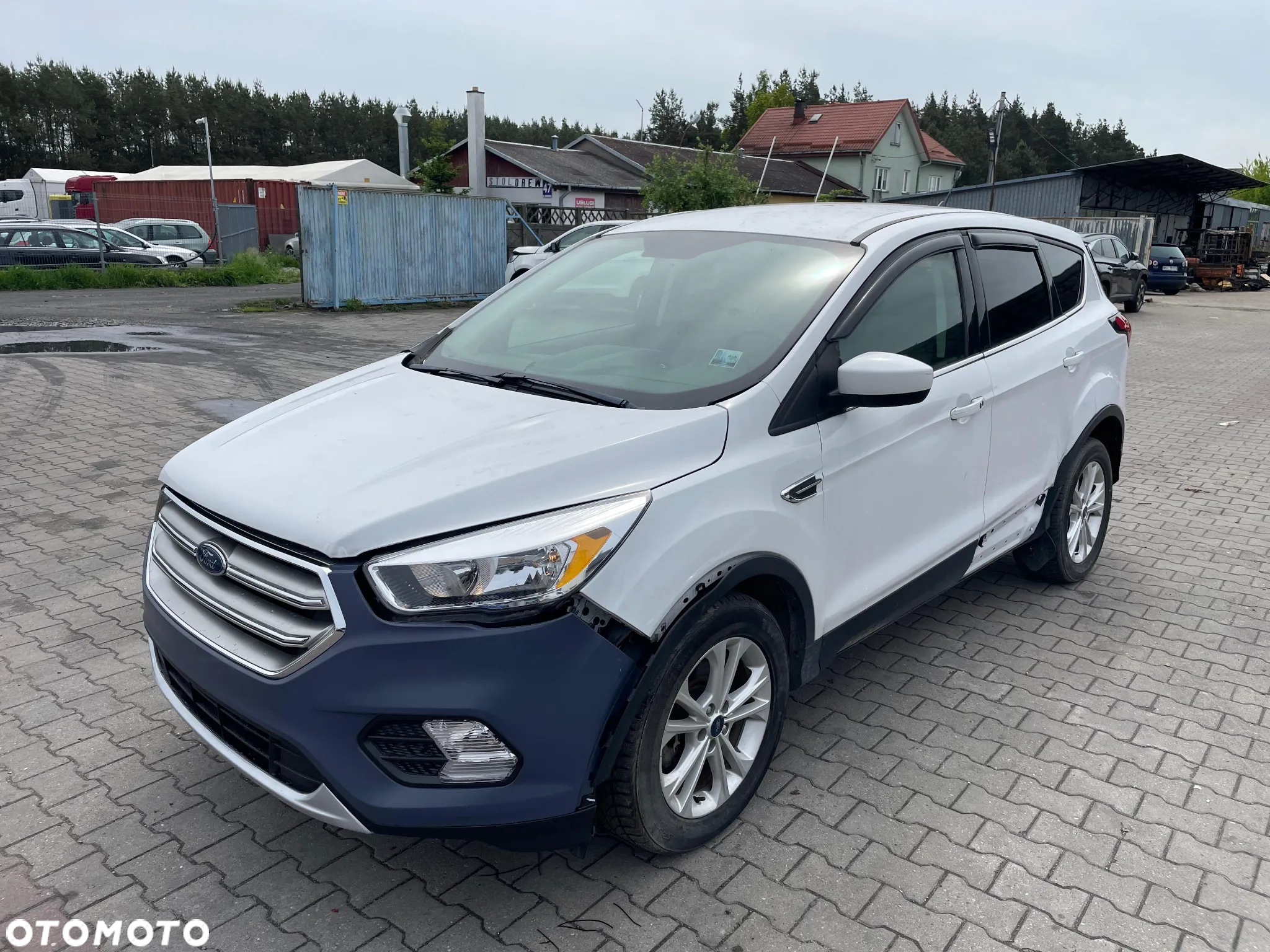 Ford Kuga - 2