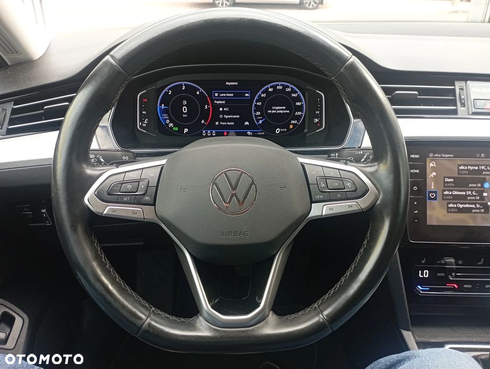 Volkswagen Passat Variant 2.0 TDI SCR Business Plus DSG - 12