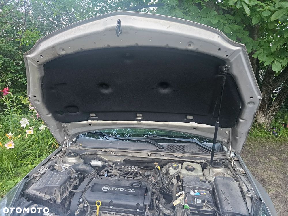 Opel Insignia 1.8 - 33