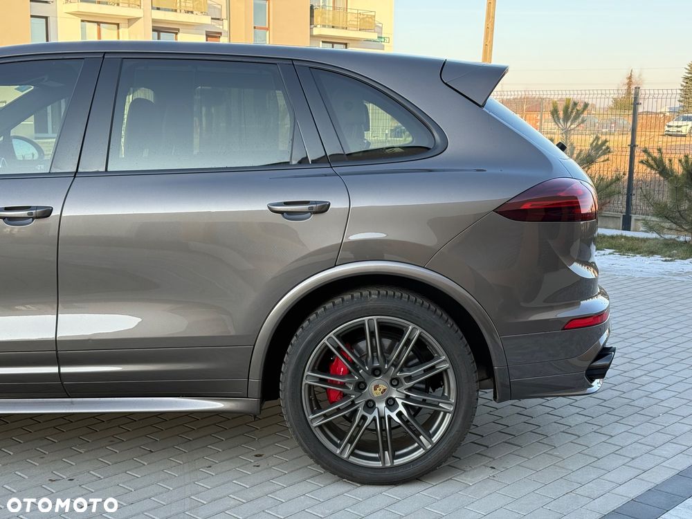 Porsche Cayenne GTS Tiptronic S - 8