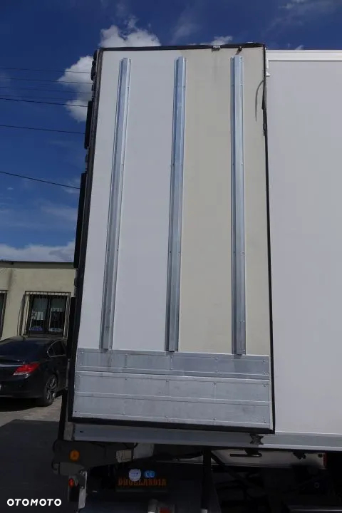 Lamberet CHŁODNIA / THERMO KING SLXe SPECTRUM 250  / BITEMPERATURA / DOPPELSTOCK / OSIE SAF / KOSZ NA KOŁO ZAPASOWE / WINDA ZAŁADUNKOWA - 31