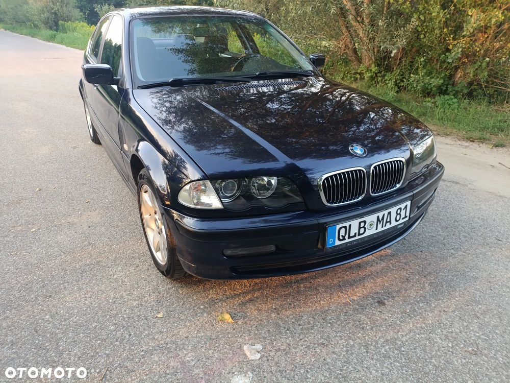 BMW Seria 3 320i Edition Exclusive - 27