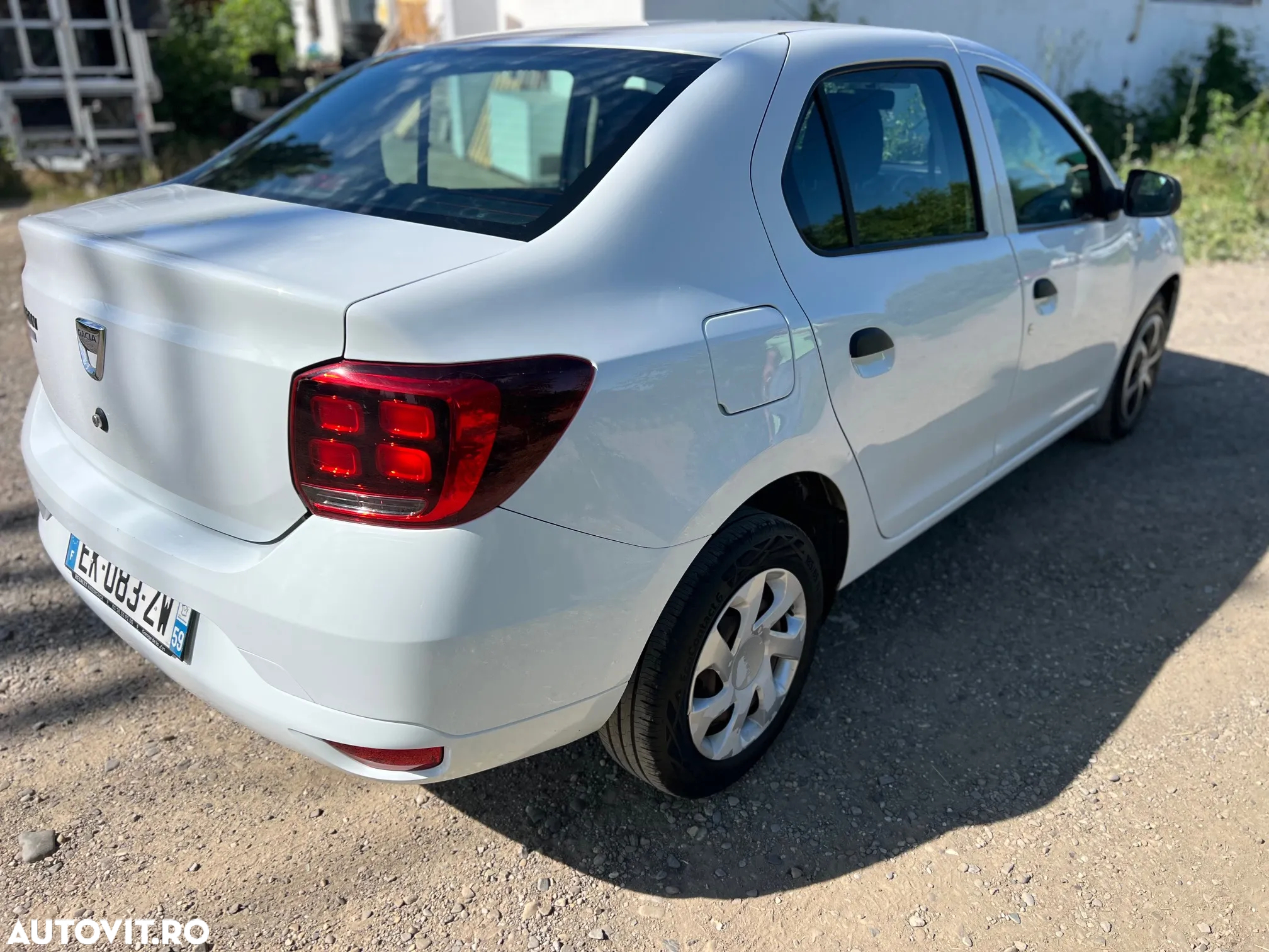 Dacia Logan - 12