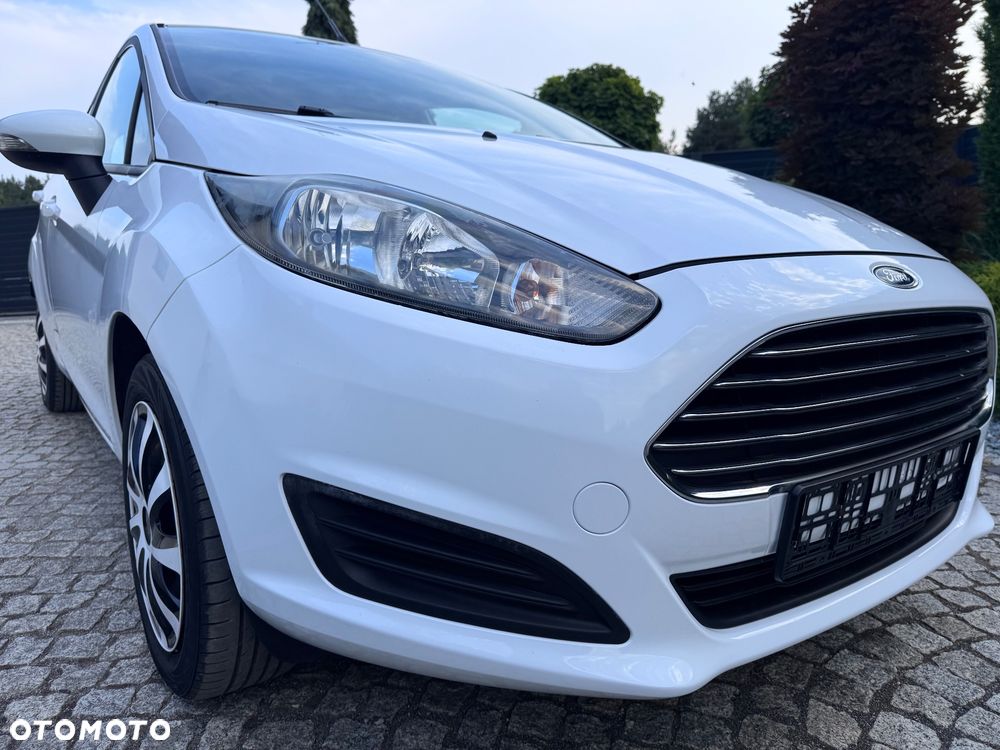 Ford Fiesta - 9