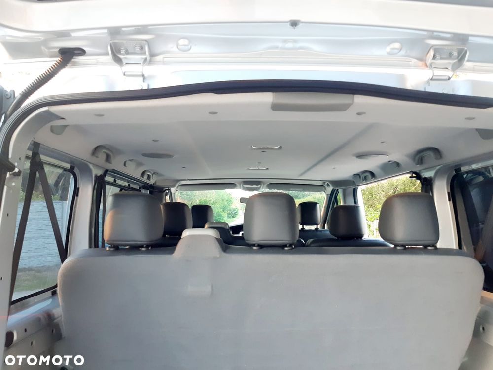 Renault Trafic L1H1 Passenger Lux - 22