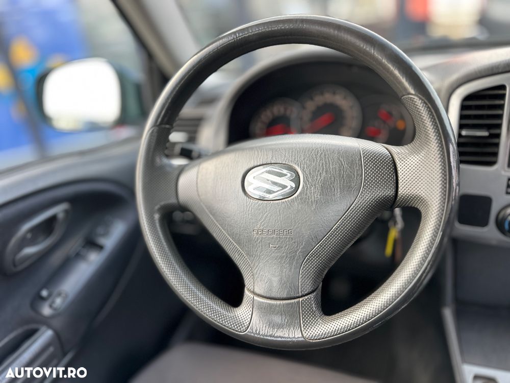 Suzuki Vitara - 9