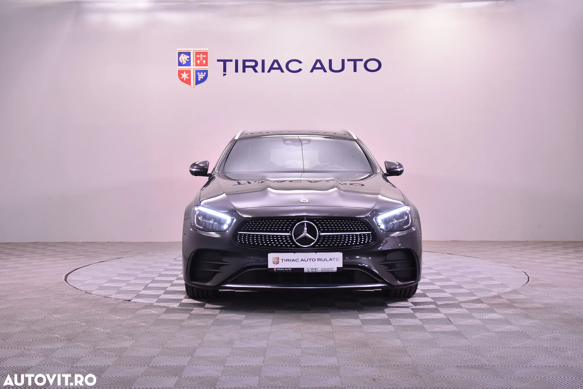 Mercedes-Benz E - 8