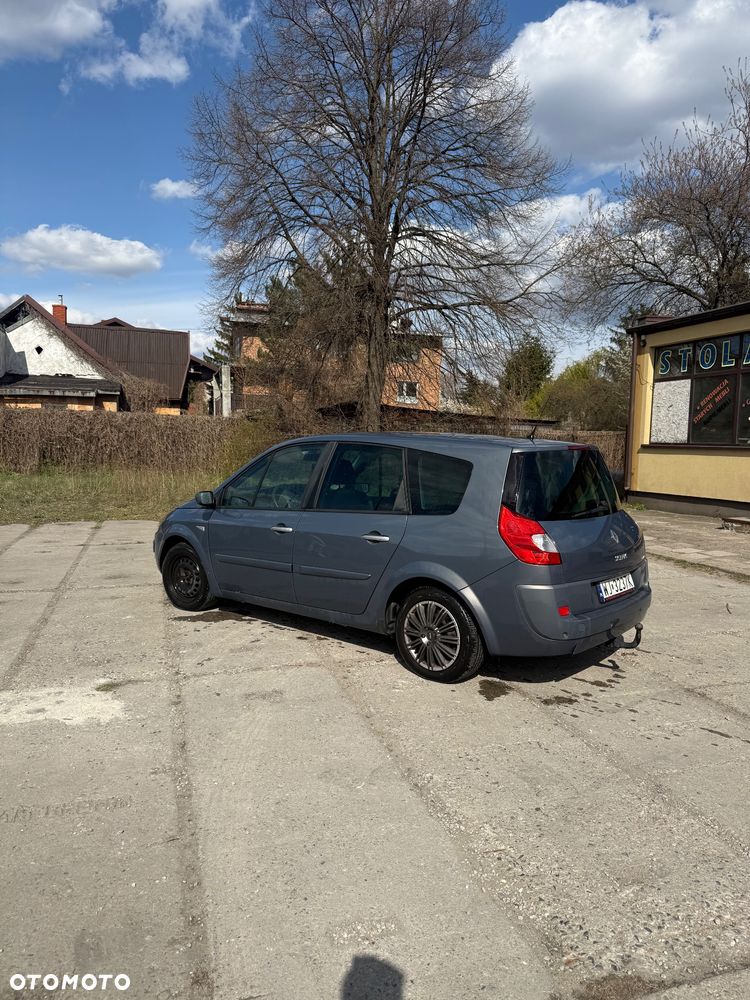 Renault Scenic 2.0 16V Avantage - 4