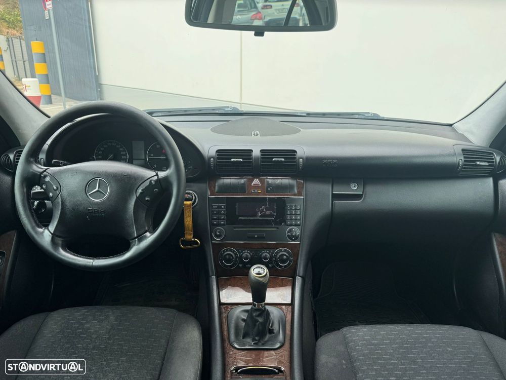 Mercedes-Benz C 220 CDI Elegance DPF - 26