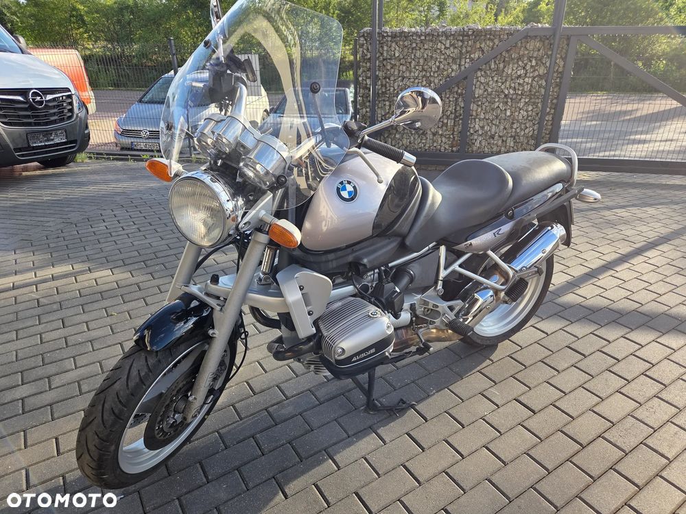 BMW R - 1