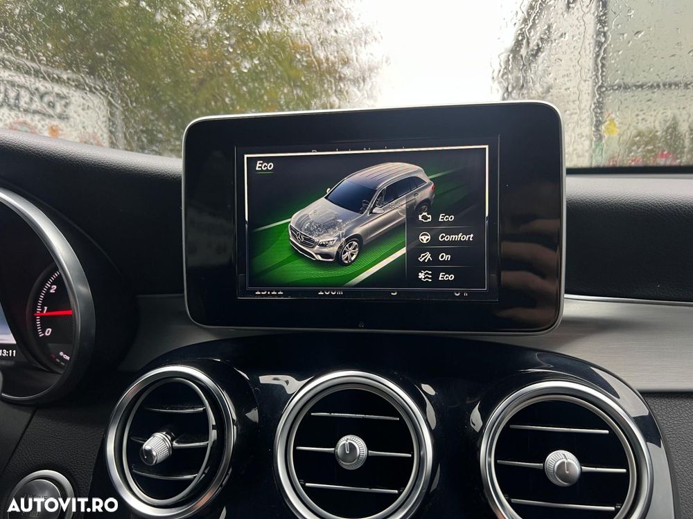 Mercedes-Benz GLC - 16
