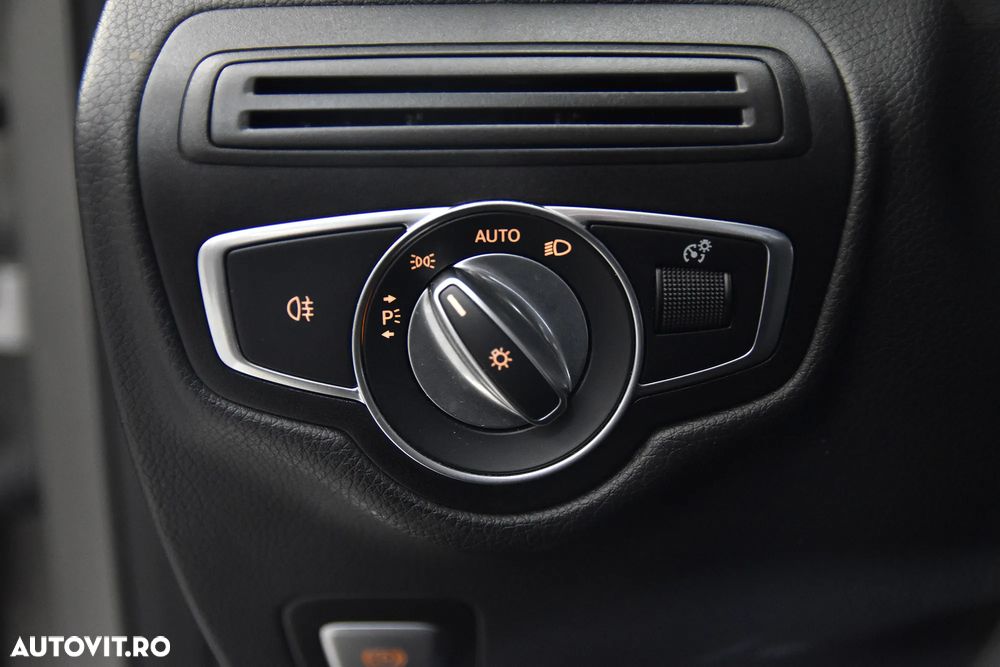 Mercedes-Benz GLC Coupe 300 e 4MATIC - 16