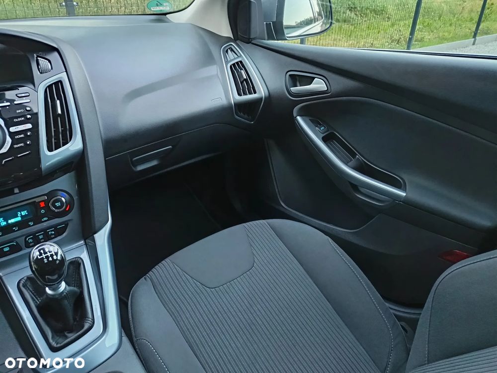 Ford Focus 1.0 EcoBoost STart-Stopp-System TITANIUM - 31