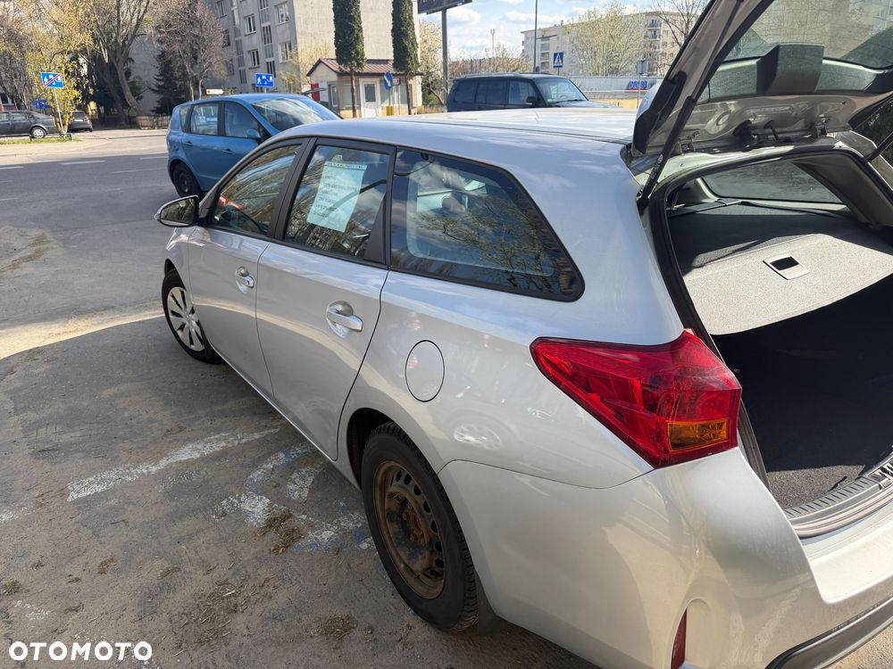 Toyota Auris 1.33 VVT-i Active - 12