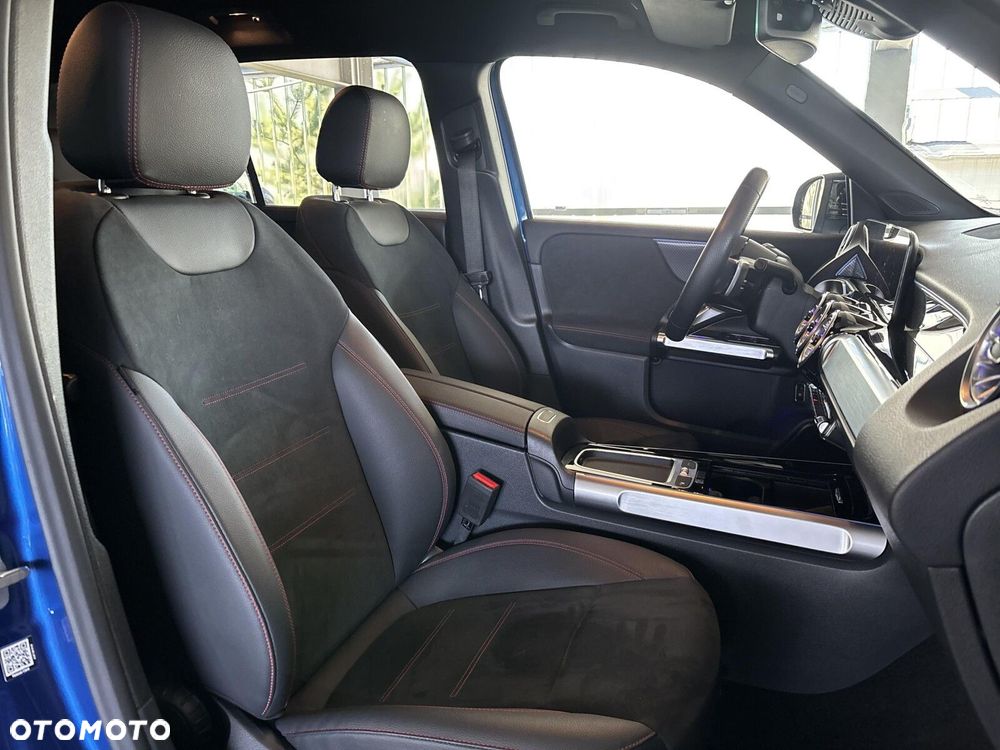Mercedes-Benz GLB - 18