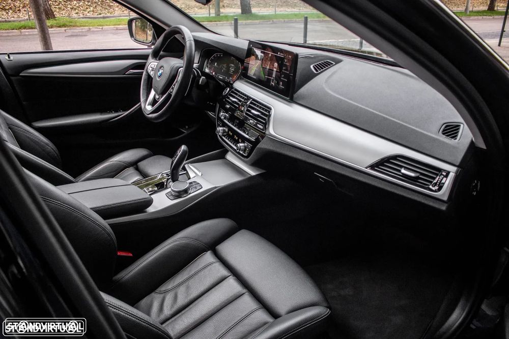 BMW 520 d Line Luxury Auto - 28