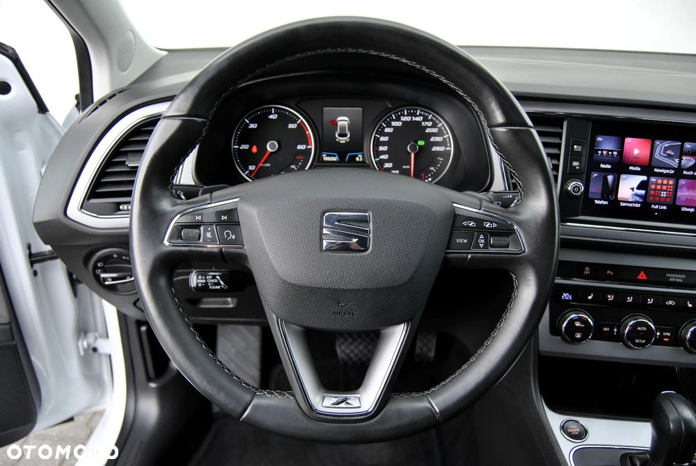 Seat Leon 2.0 TDI DPF Start&Stop DSG XCELLENCE - 33