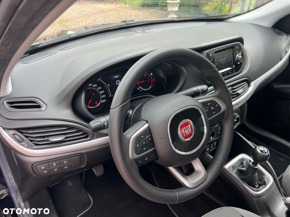 Fiat Tipo - 18
