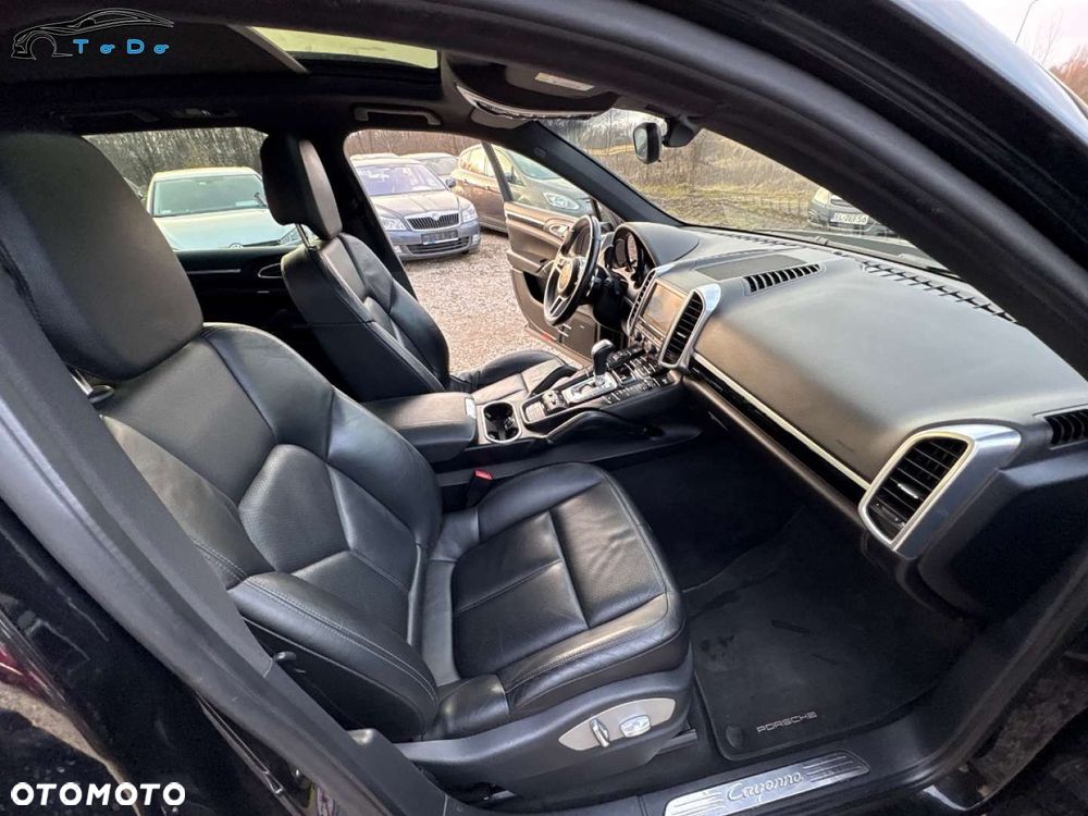 Porsche Cayenne Diesel Platinum Edition - 35