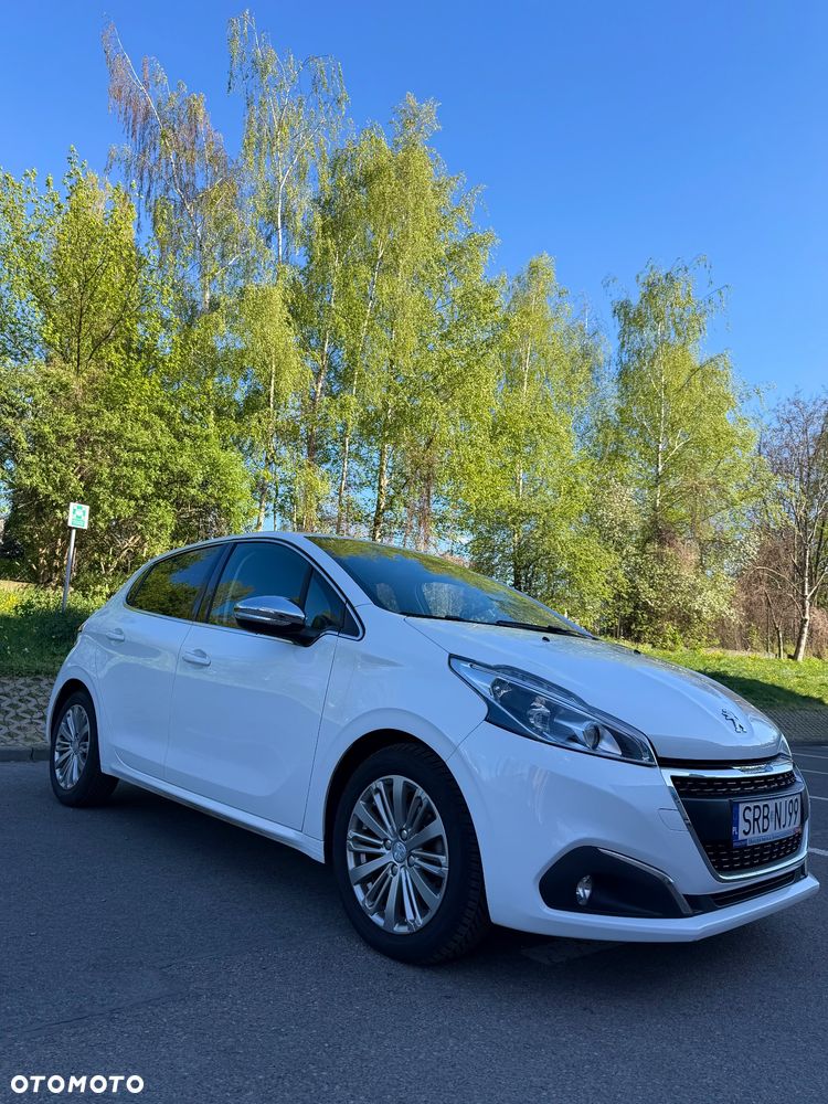 Peugeot 208 PureTech 110 Stop & Start EAT6 Allure - 14