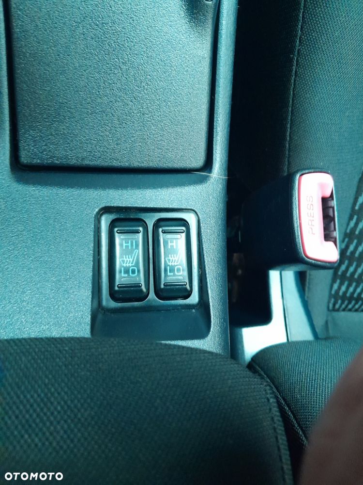 Mitsubishi Lancer 1.6 Invite - 19