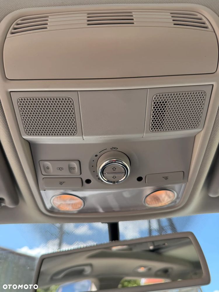 Volkswagen Golf Variant 1.2 TSI BlueMotion Technology MATCH - 22