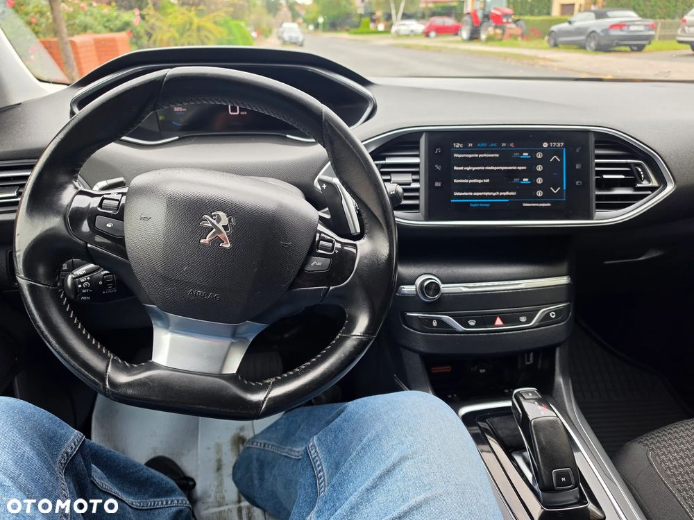 Peugeot 308 - 6